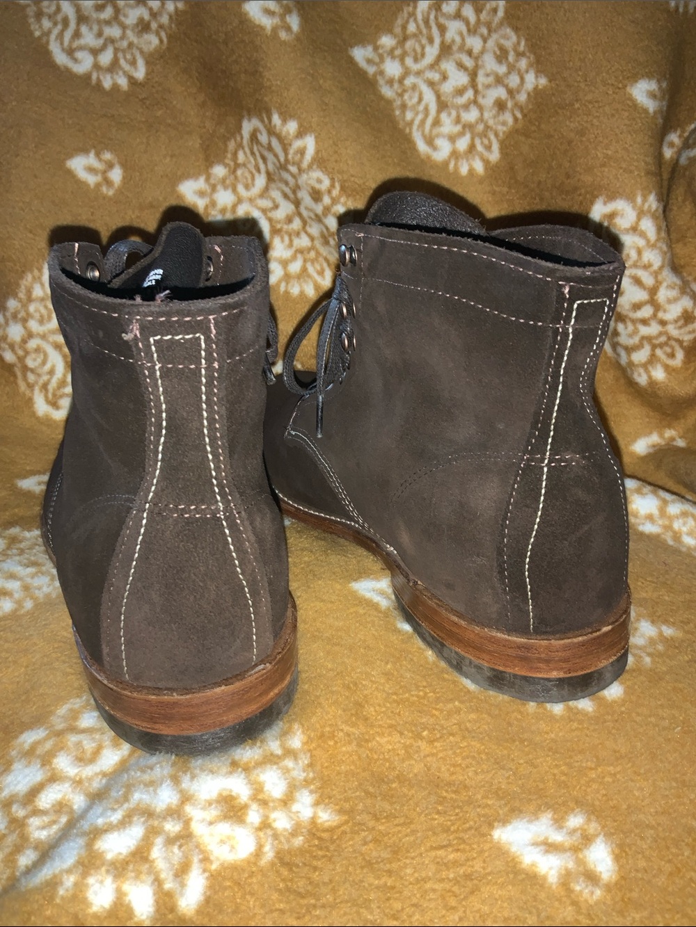 Wolverine 1000 Mile Brown Suede leather Boots. In good condition. Sz. 11D. USA. - Picture 7 of 12
